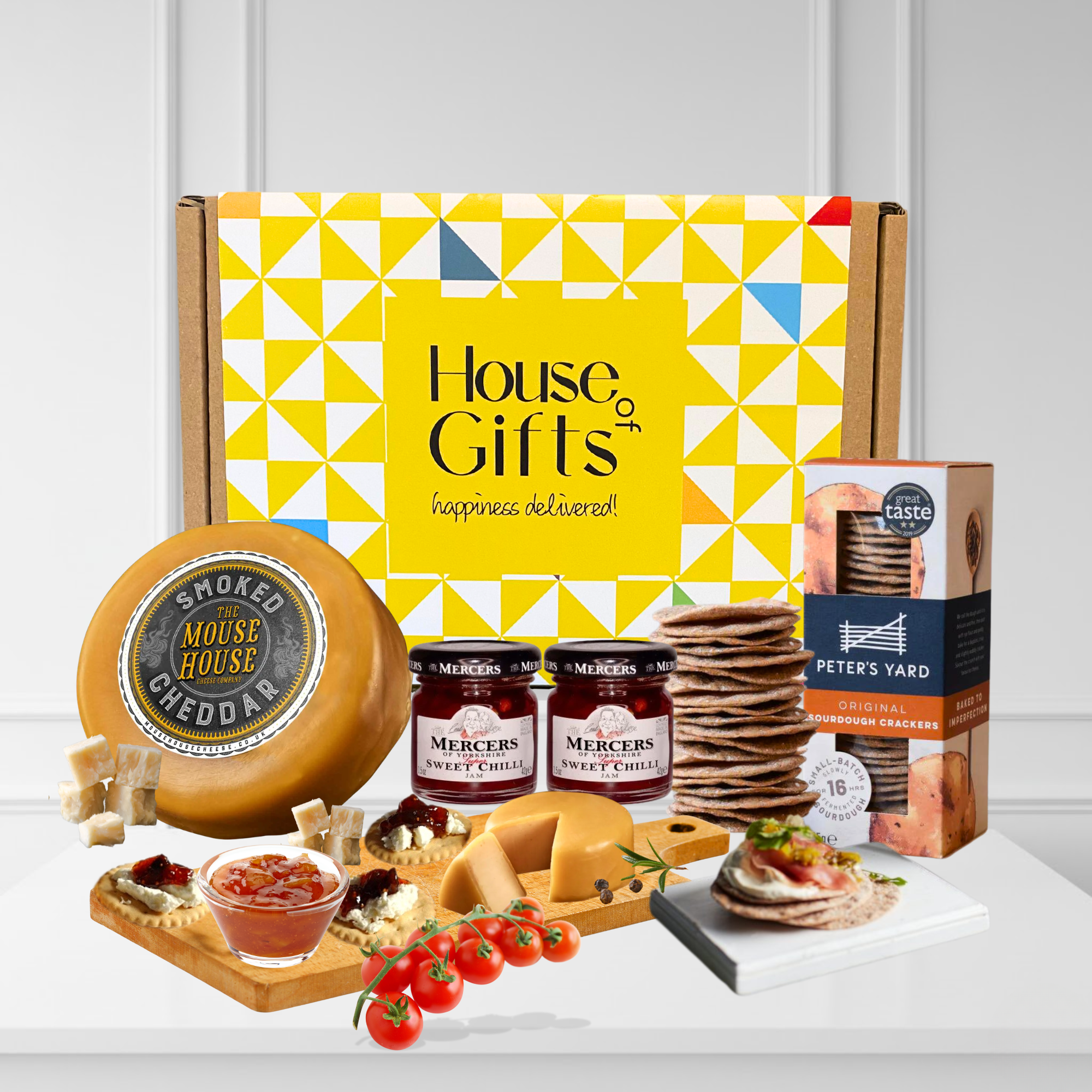 Luxury Cheese & Chutney Mini Hamper Gift Box with Smoked Cheese Truckle 200g, Spicy Tomato Relish, Hot Chilli Jam & Savoury Crackers – Artisan Board Set, 4x Gourmet Treats, Festive Christmas